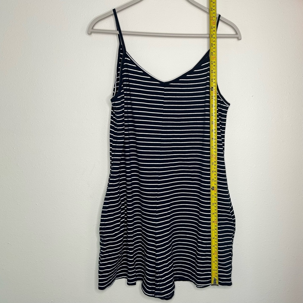 Simple Suzanne Betro Size M Navy & White Striped Romper with Pockets - Picture 6 of 9